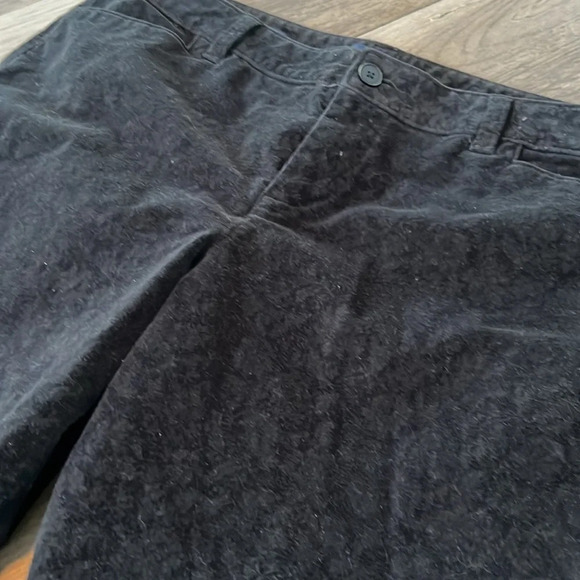 Talbots Signature Button Fly Floral Embossed Black Velvet Feel Chinos Size 16P - Picture 2 of 10